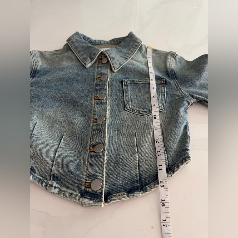 NWT | Urban Revivo | Cropped Denim Jacket | Sz 2 - Picture 7 of 7